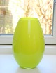 Limegrøn Cocoon vase, 21 cm. Holmegaard